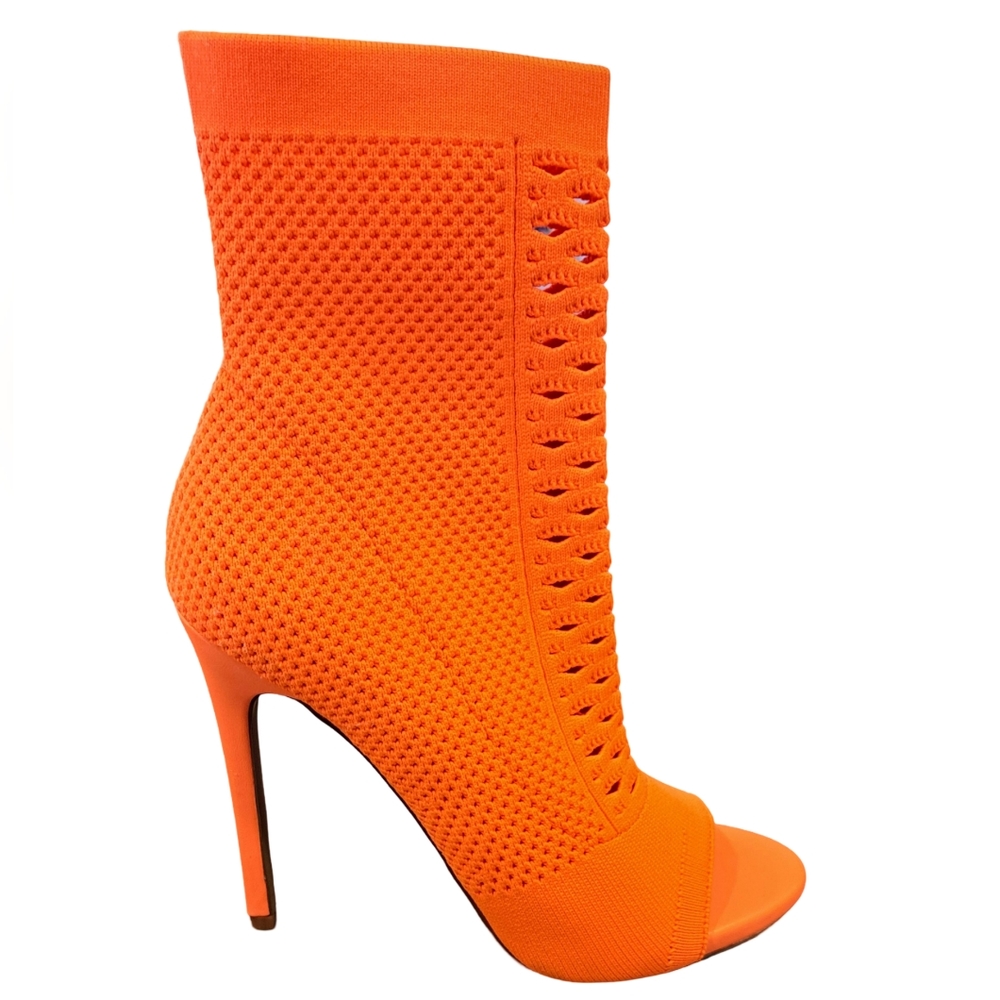 Steve Madden Eloise Stretch Booties